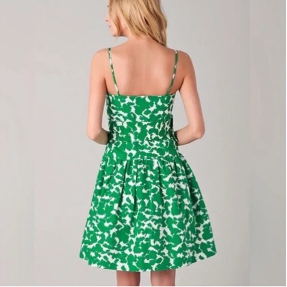 LAST CHANCE | Milly Sarah Dropped Waist Belted Dress in White & Green - Picture 3 of 10